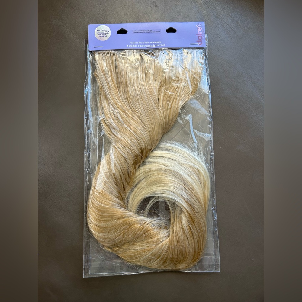 Claire's Wavy 20”inch-Long Faux Hair Extensions Golden Blonde